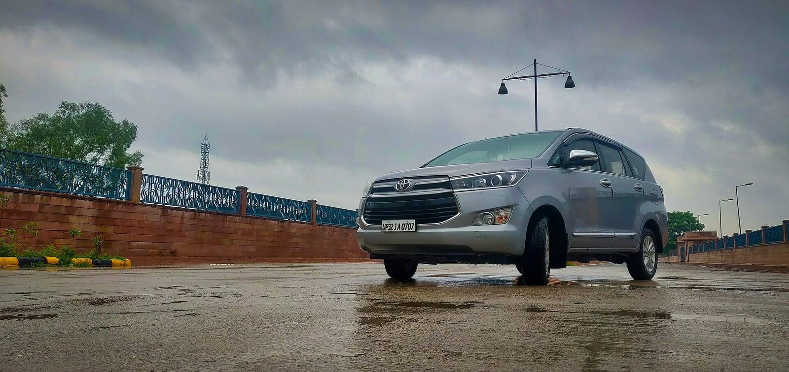 Innova Crysta cab (Toyota Innova Crysta)