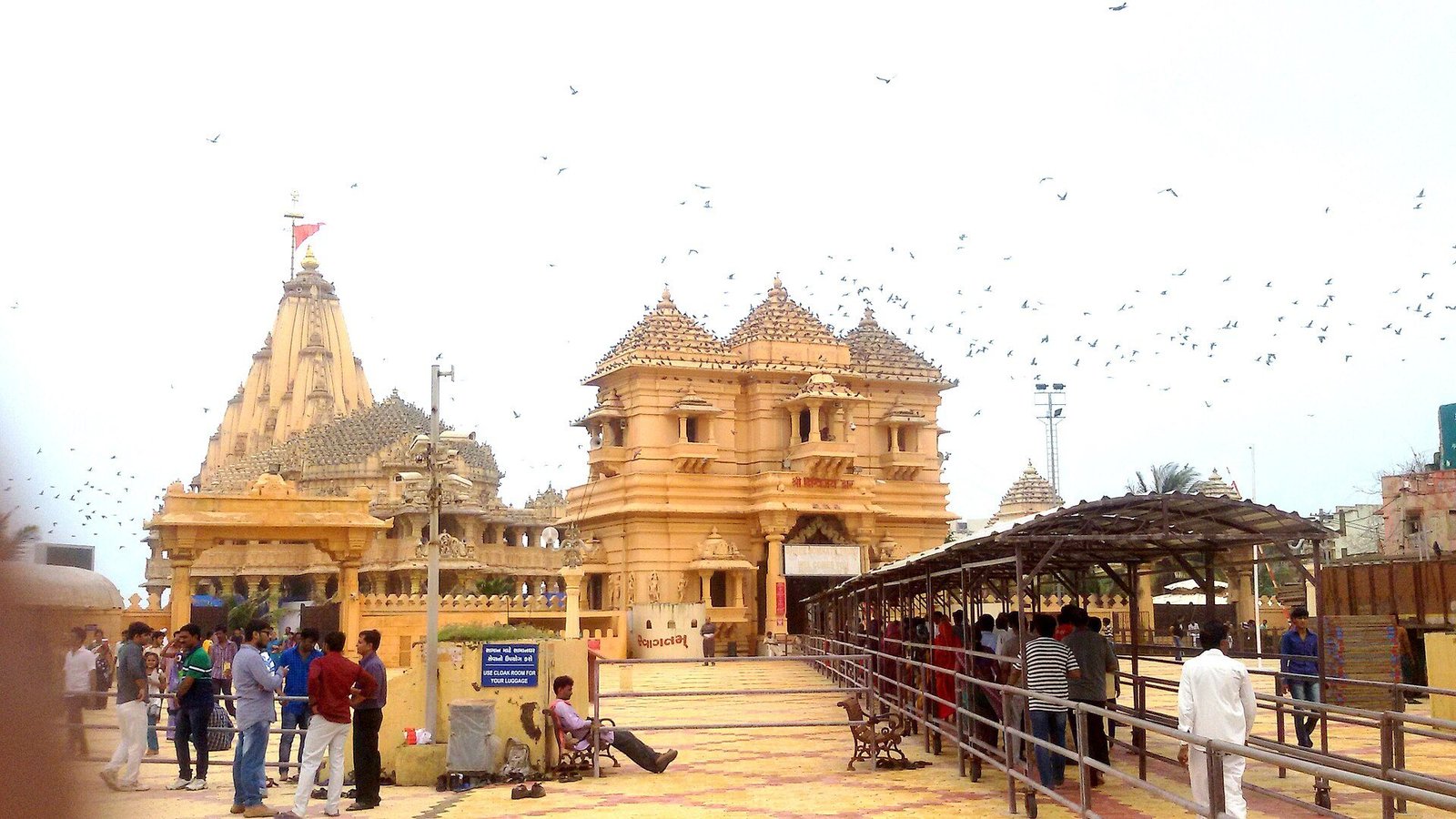 Taxi service in Somnath